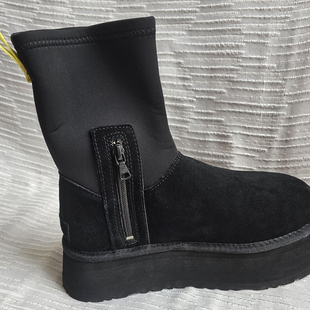 UGG Classic Dipper Womens Black Platform Size 8 S/N 1144031 - Picture 4 of 10